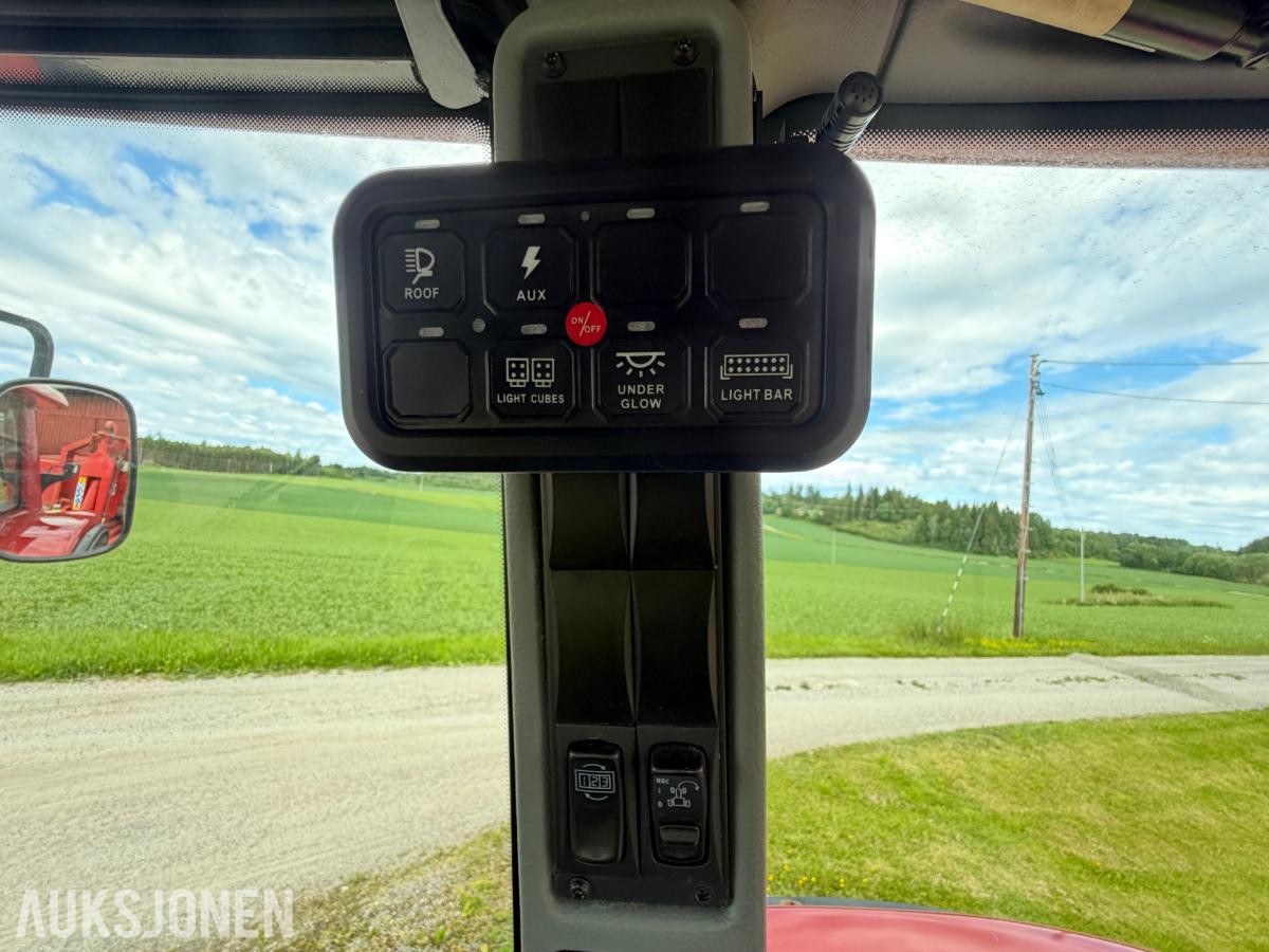 2011 Valtra T202 Versu med Bigab 15-19 krokhenger,Dumperkasse,ekstra hjulsett