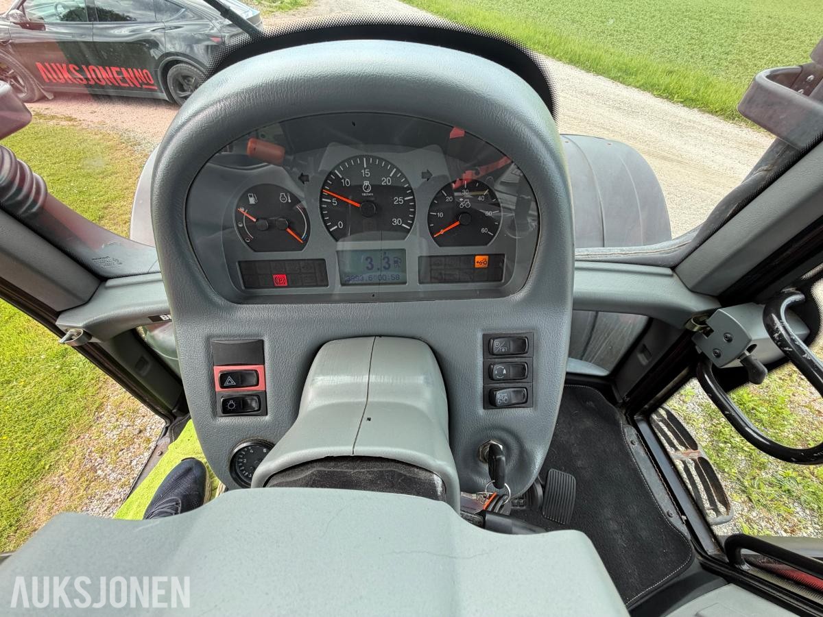 2011 Valtra T202 Versu med Bigab 15-19 krokhenger,Dumperkasse,ekstra hjulsett