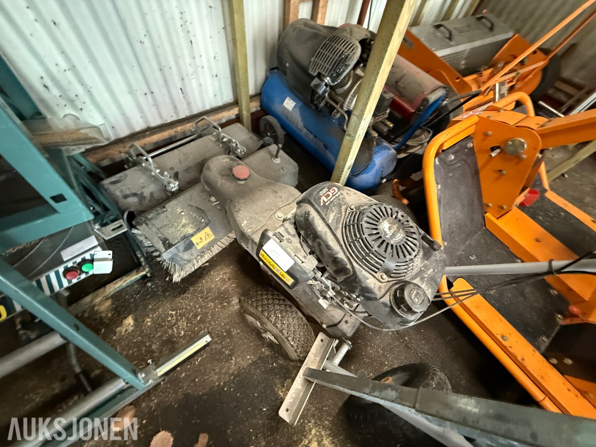 Feiemaskin med Honda GCV160 motor