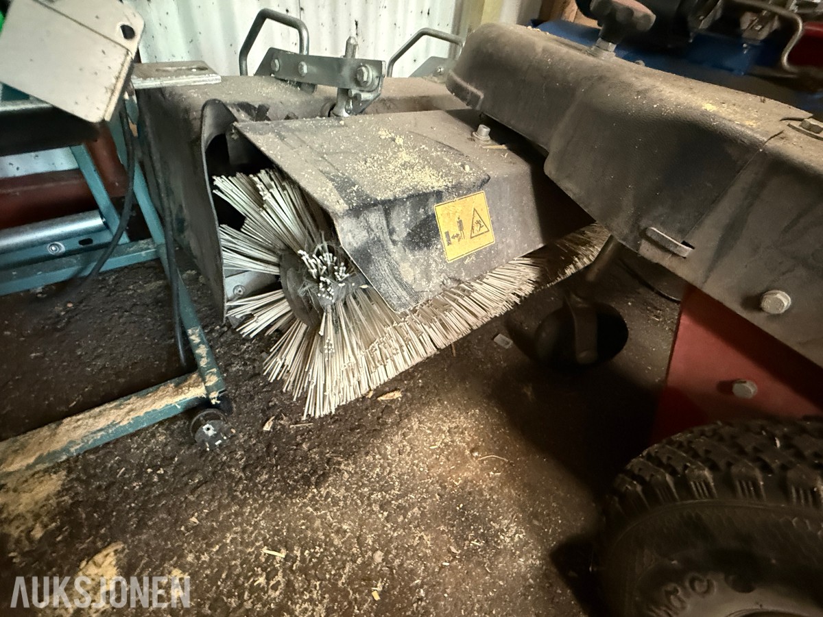 Feiemaskin med Honda GCV160 motor