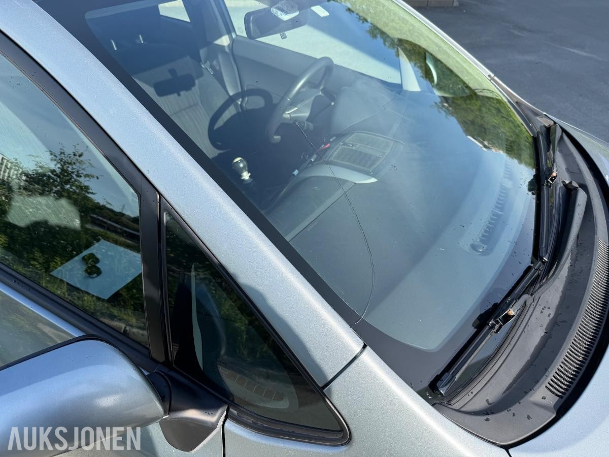 2010 Toyota Auris 1.3-101, 114108km - 96 timers auksjon