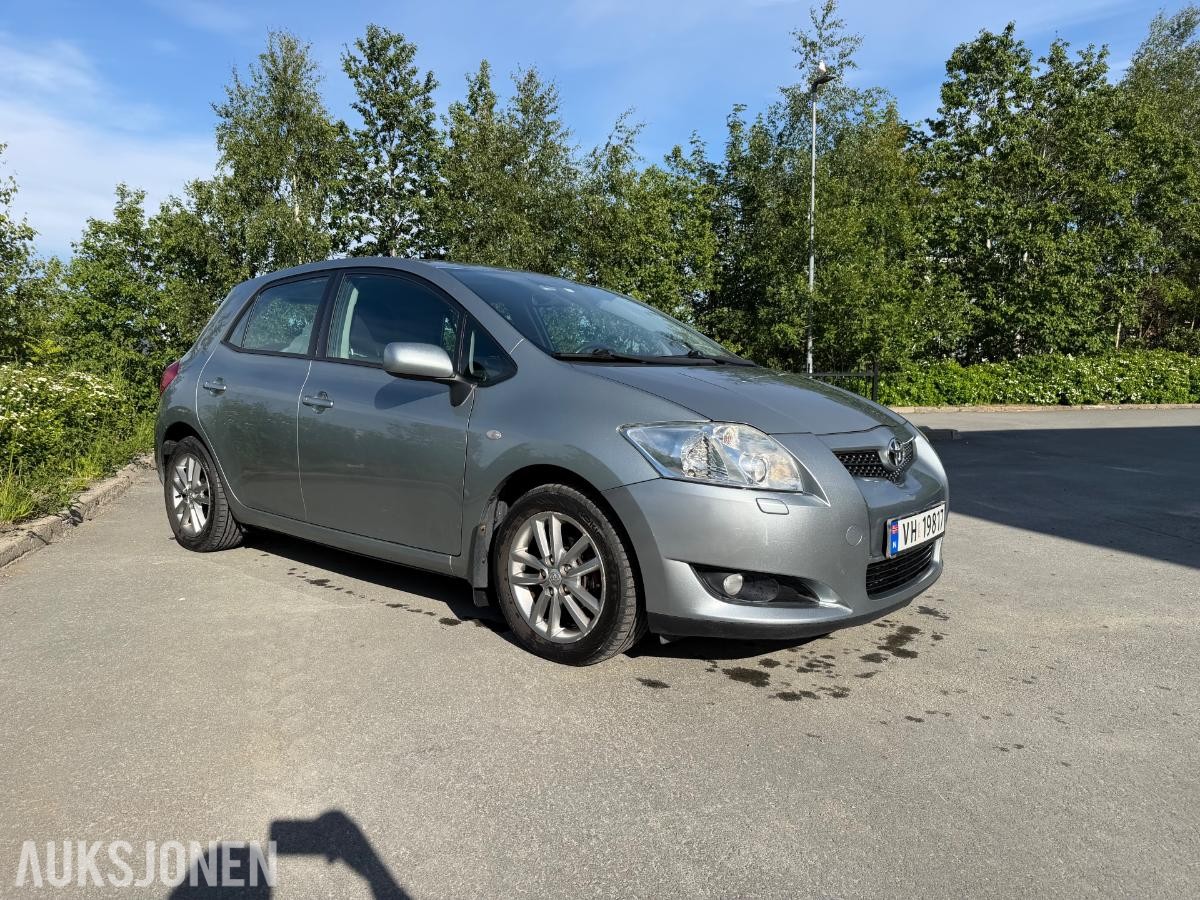 2010 Toyota Auris 1.3-101, 114108km - 96 timers auksjon