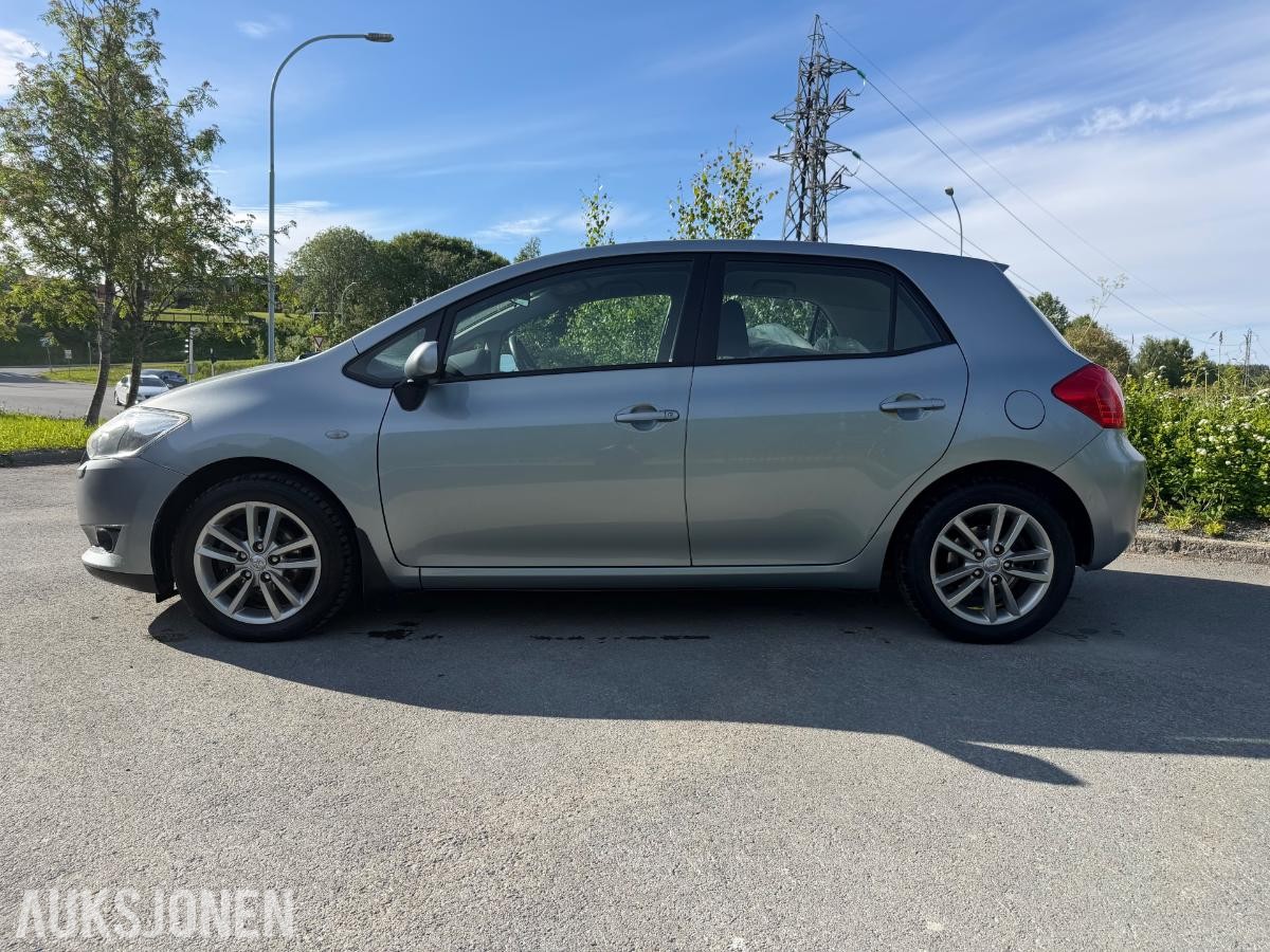 2010 Toyota Auris 1.3-101, 114108km - 96 timers auksjon