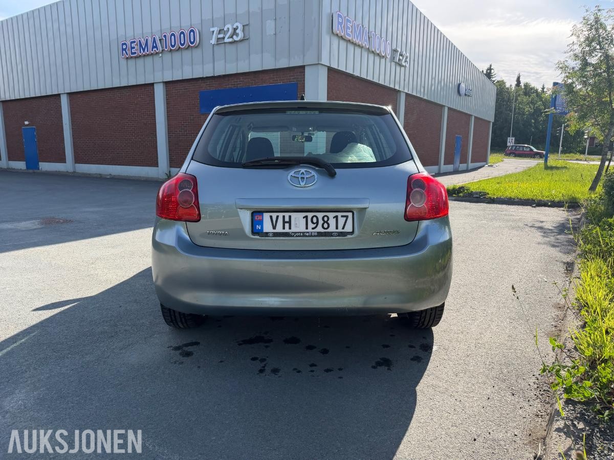 2010 Toyota Auris 1.3-101, 114108km - 96 timers auksjon