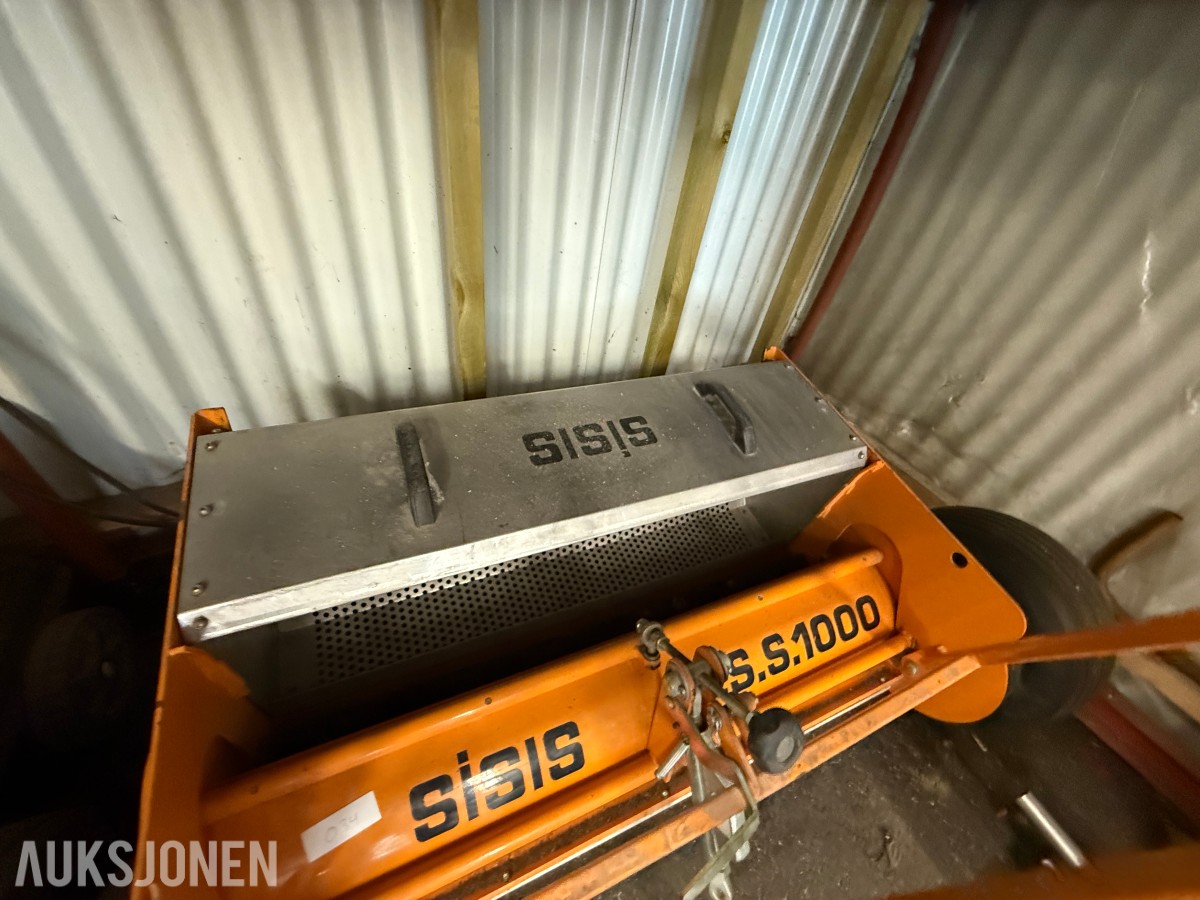 SISIS S.S.1000 kunstgressbørste med SISIS trekkmaskin