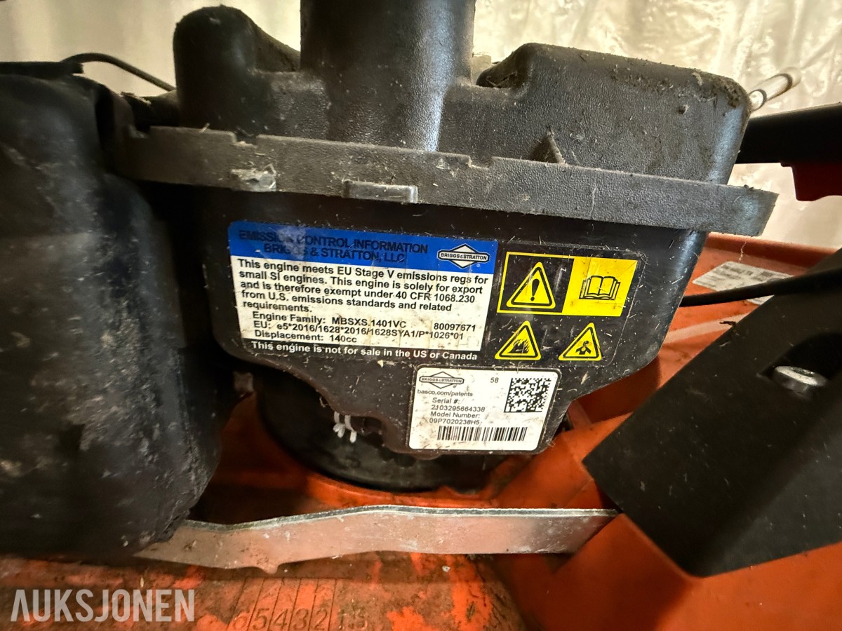 STIHL RM 448.0 TX gressklipper med oppsamler