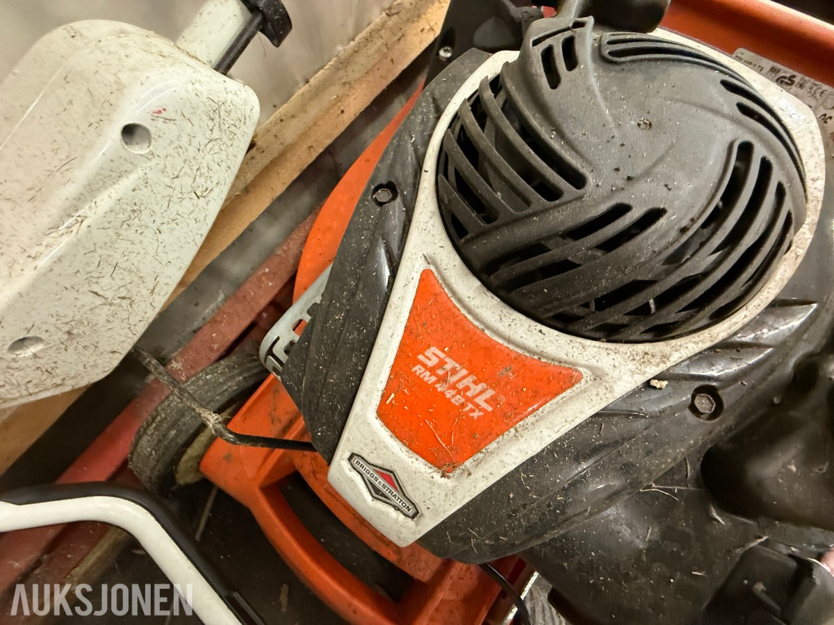 STIHL RM 448.0 TX gressklipper med oppsamler
