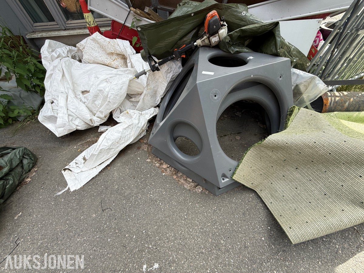 Parti diverse bygg- og anleggsmateriell