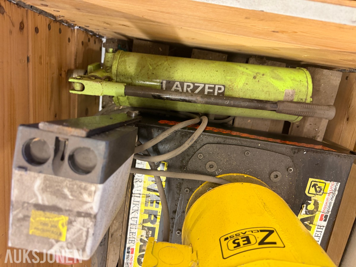 Enerpac hydraulikkaggregat med sylindere selges
