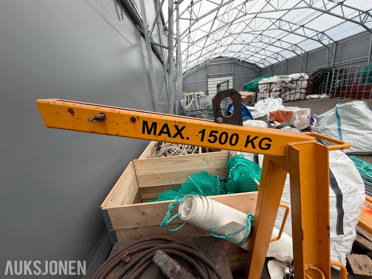 Løftegalge / materialløfter – maks 1 500 kg