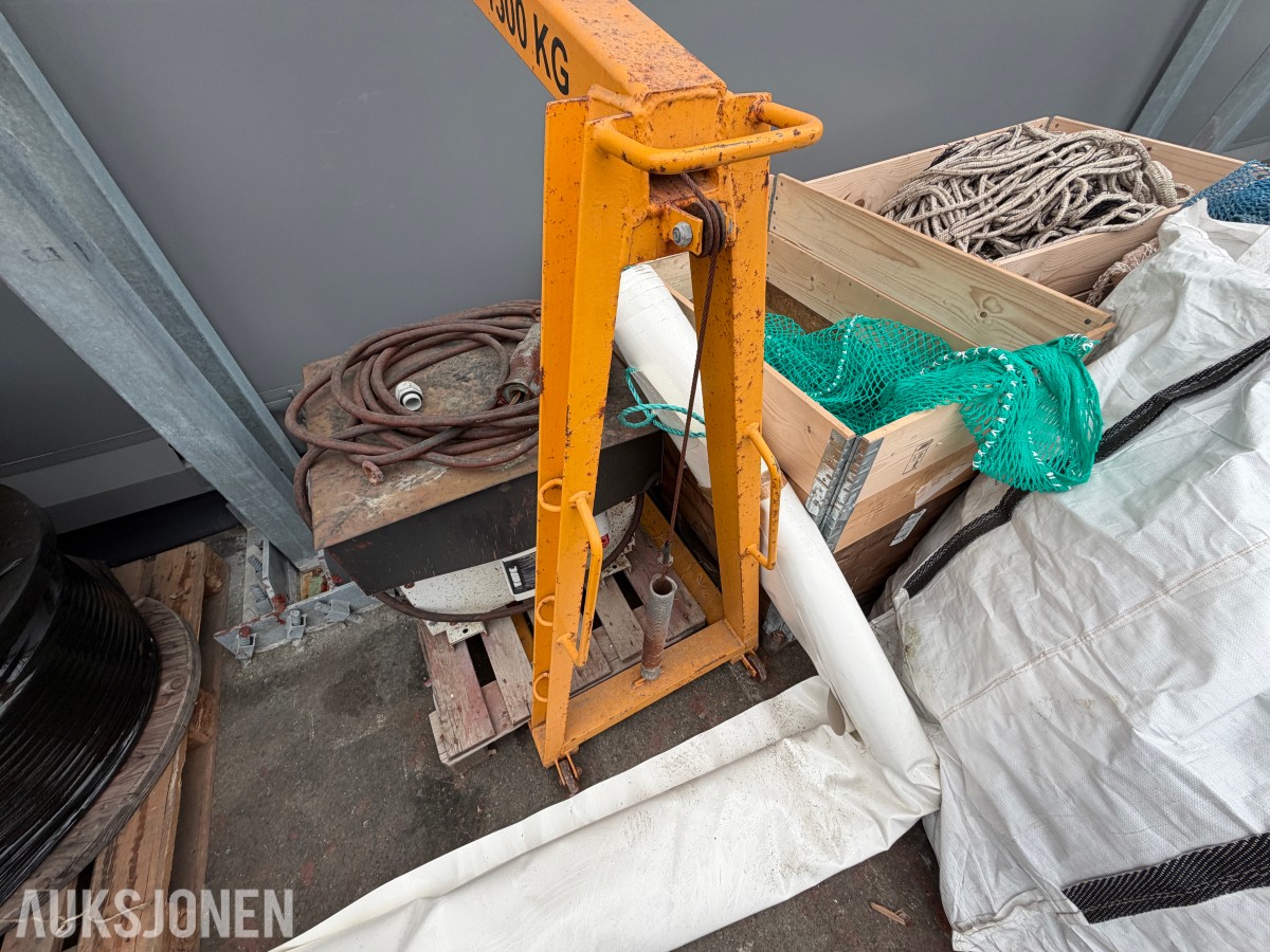 Løftegalge / materialløfter – maks 1 500 kg
