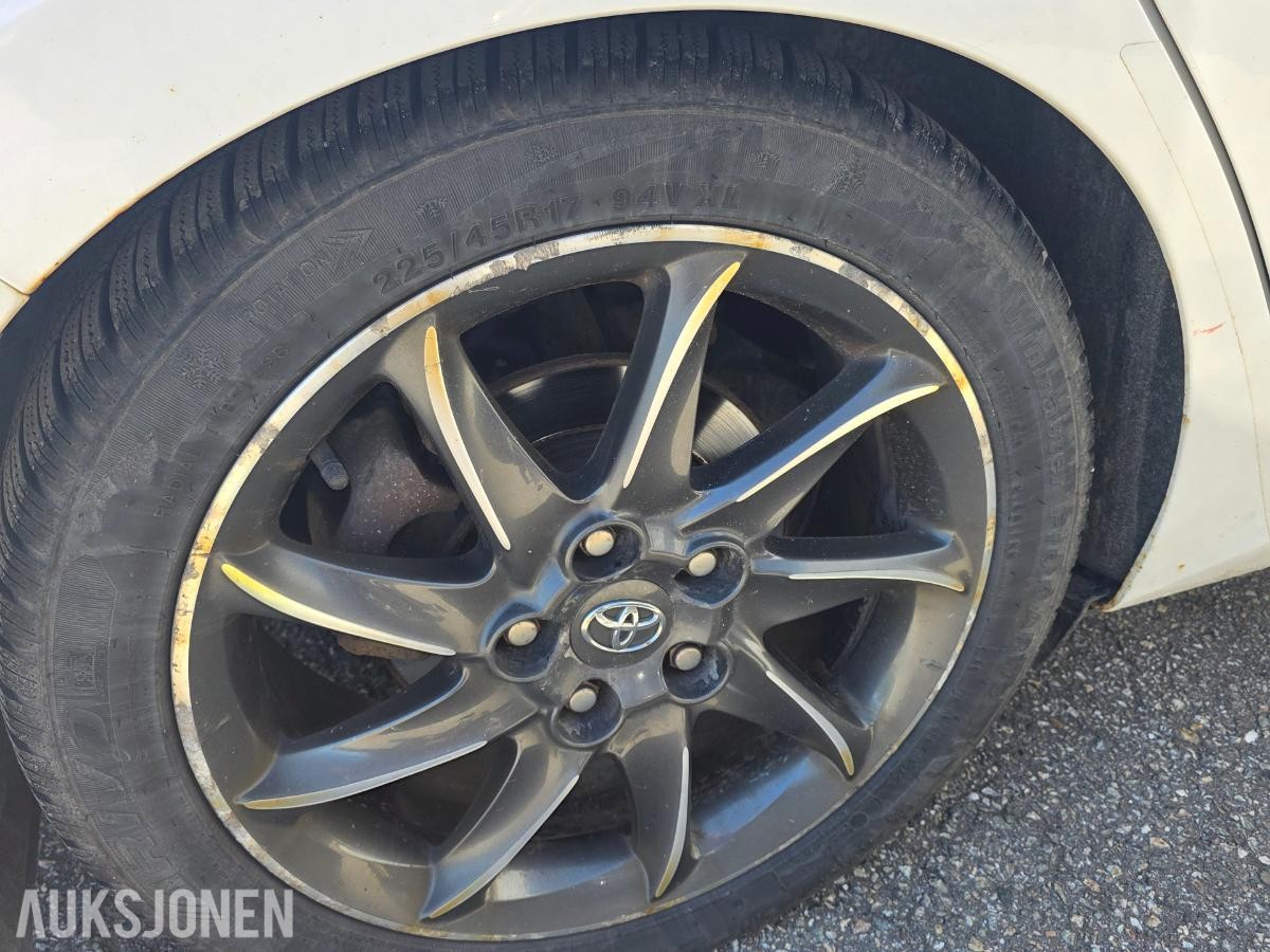 2013 TOYOTA AURIS TOURING SPORTS HYBRID AUTOMAT – RYGGEKAMERA – CRUISEKONTROLL – HENGERFESTE