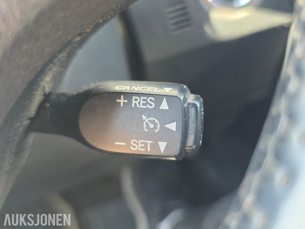 2013 TOYOTA AURIS TOURING SPORTS HYBRID AUTOMAT – RYGGEKAMERA – CRUISEKONTROLL – HENGERFESTE