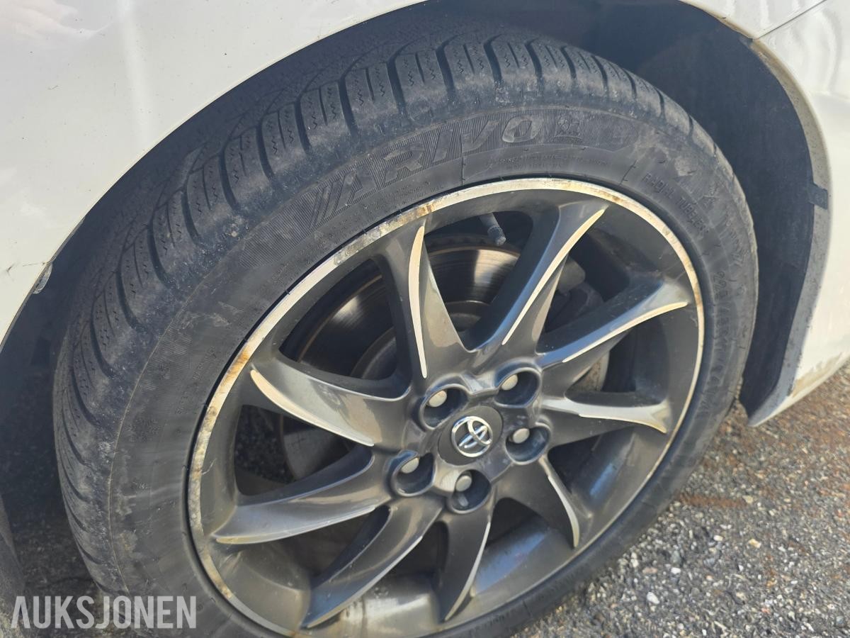 2013 TOYOTA AURIS TOURING SPORTS HYBRID AUTOMAT – RYGGEKAMERA – CRUISEKONTROLL – HENGERFESTE