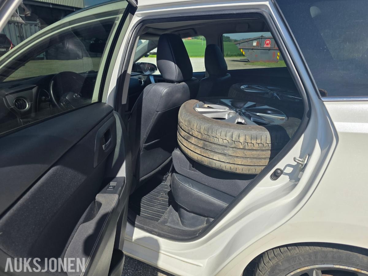 2013 TOYOTA AURIS TOURING SPORTS HYBRID AUTOMAT – RYGGEKAMERA – CRUISEKONTROLL – HENGERFESTE