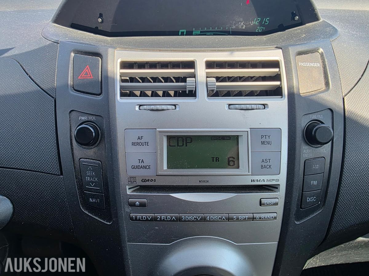 2008 TOYOTA YARIS 1.4 D-4D – HENGERFESTE – SKINNSETER