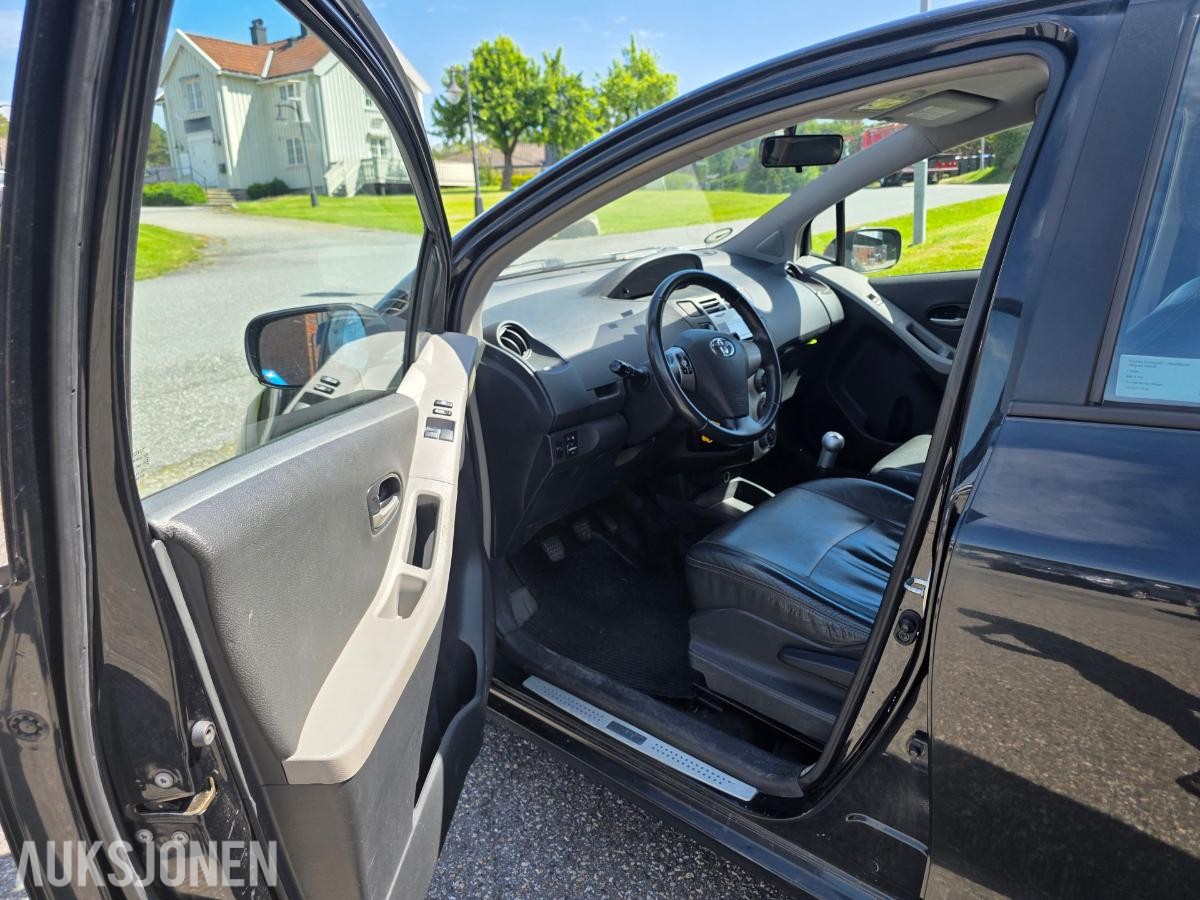 2008 TOYOTA YARIS 1.4 D-4D – HENGERFESTE – SKINNSETER