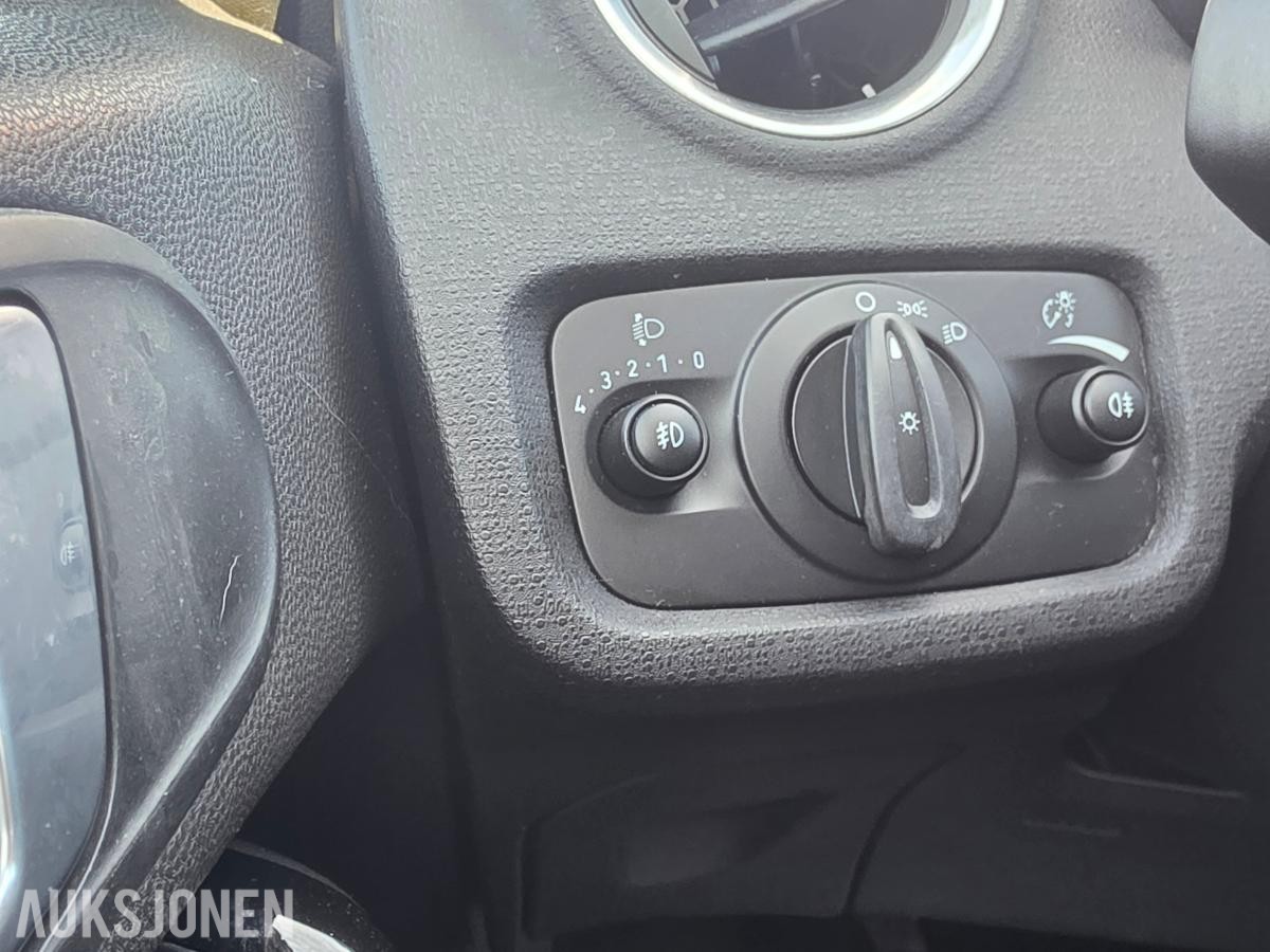2014 FORD FIESTA 1.0 80HK – DAB – PARKERINGSSENSORER – SETEVARME – SOMMER OG VINTERHJUL