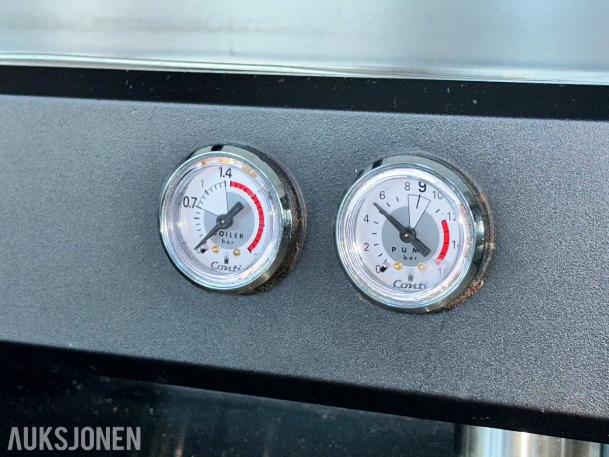 2023 Conti CC202 D – Profesjonell 2-gruppers espressomaskin