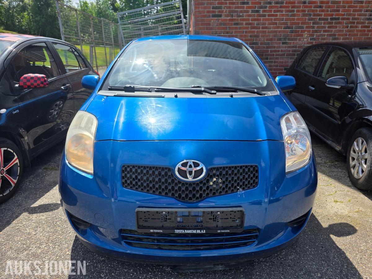 2006 TOYOTA YARIS 1.3 87HK – HENGERFESTE – 153 111 KM