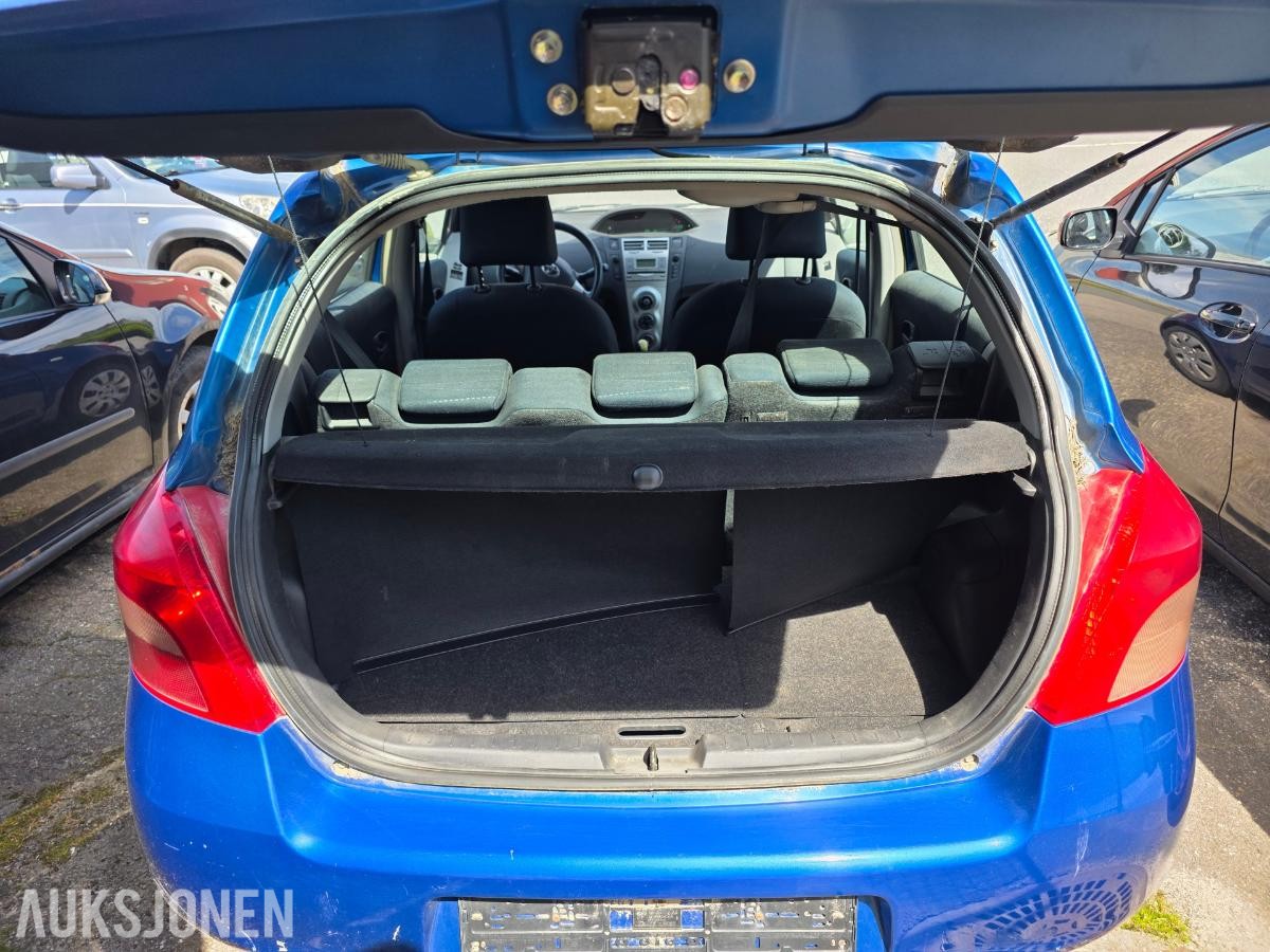 2006 TOYOTA YARIS 1.3 87HK – HENGERFESTE – 153 111 KM