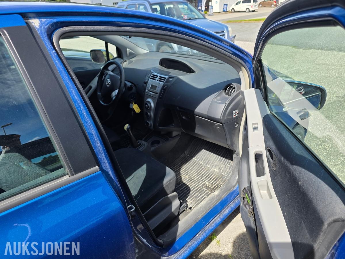 2006 TOYOTA YARIS 1.3 87HK – HENGERFESTE – 153 111 KM