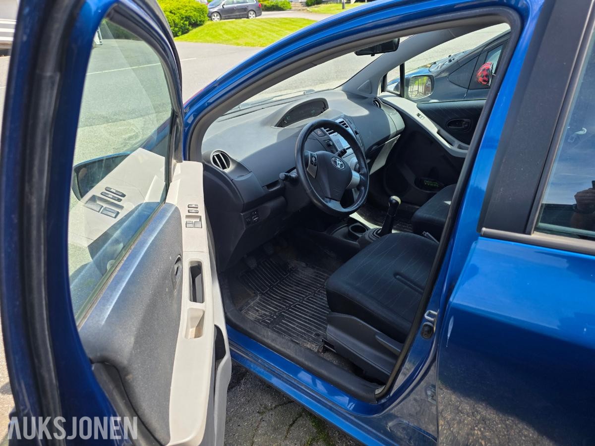 2006 TOYOTA YARIS 1.3 87HK – HENGERFESTE – 153 111 KM