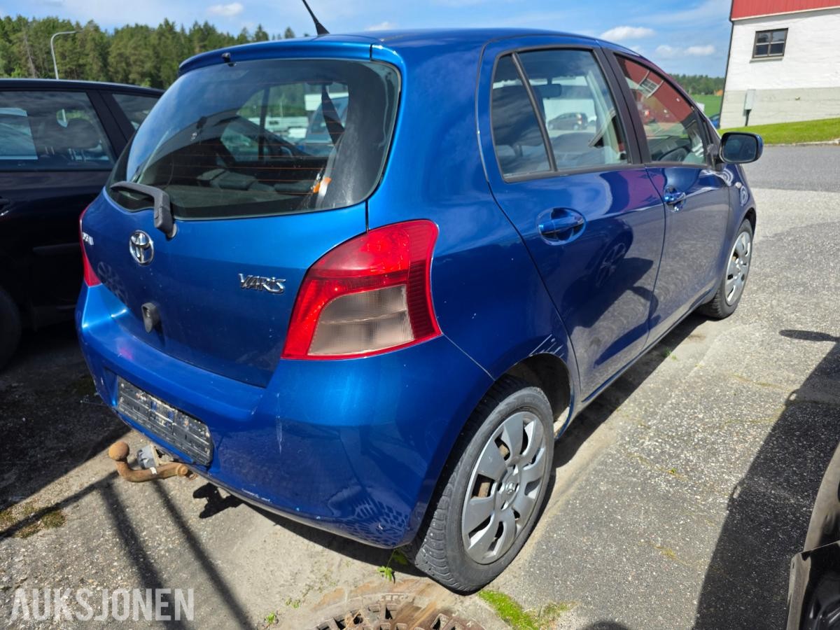2006 TOYOTA YARIS 1.3 87HK – HENGERFESTE – 153 111 KM