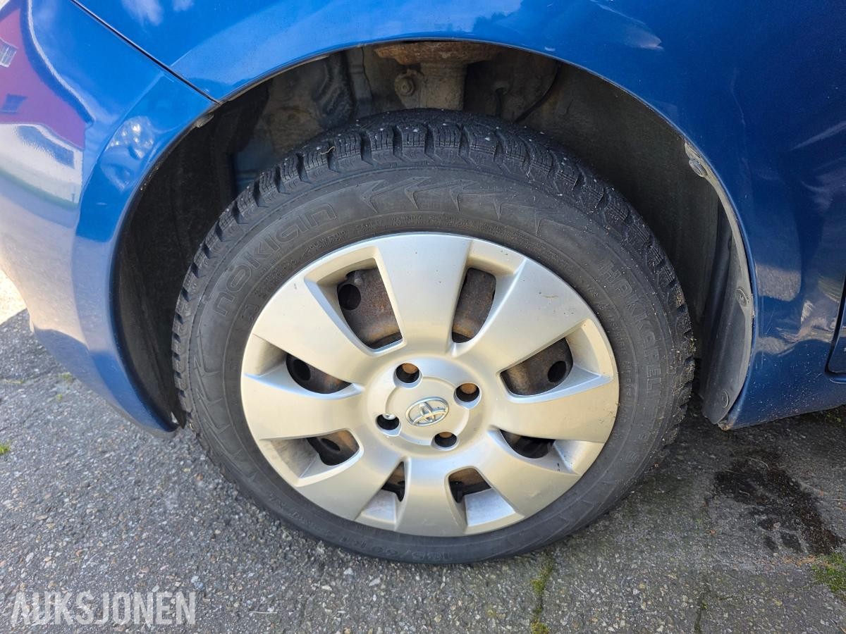 2006 TOYOTA YARIS 1.3 87HK – HENGERFESTE – 153 111 KM