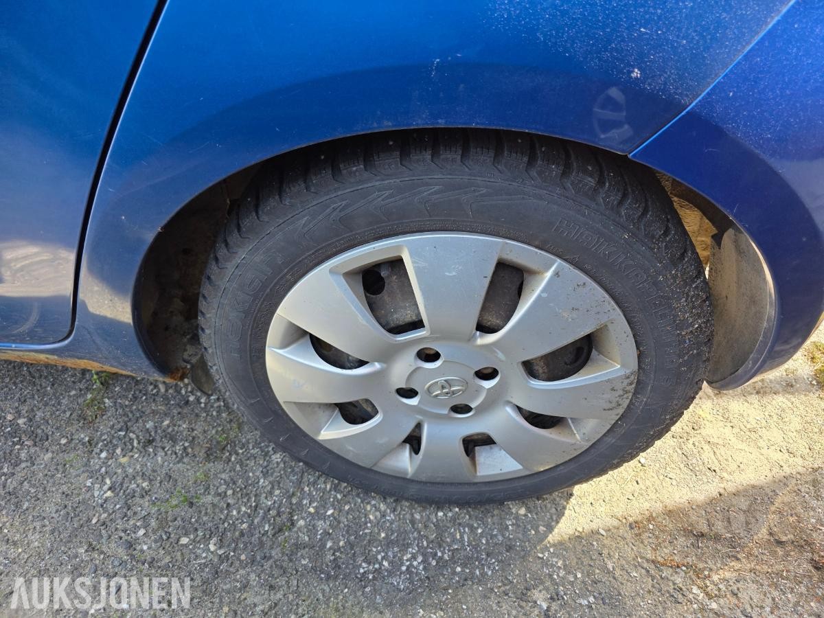 2006 TOYOTA YARIS 1.3 87HK – HENGERFESTE – 153 111 KM