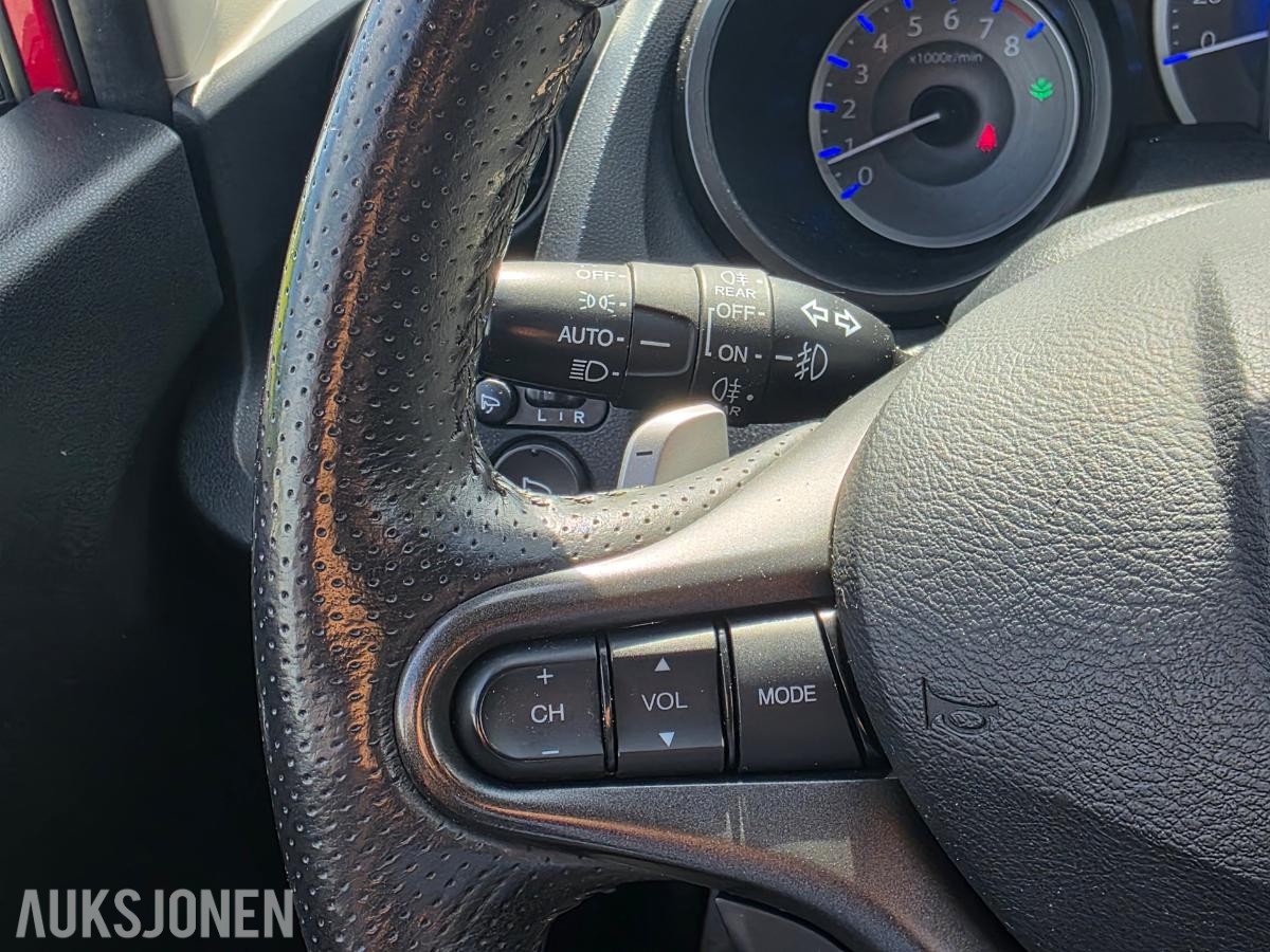 2012 HONDA JAZZ HYBRID AUTOMAT – EU-GODKJENT TIL 2027 – SOMMER- OG VINTERHJUL
