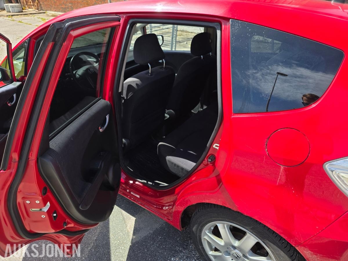 2012 HONDA JAZZ HYBRID AUTOMAT – EU-GODKJENT TIL 2027 – SOMMER- OG VINTERHJUL