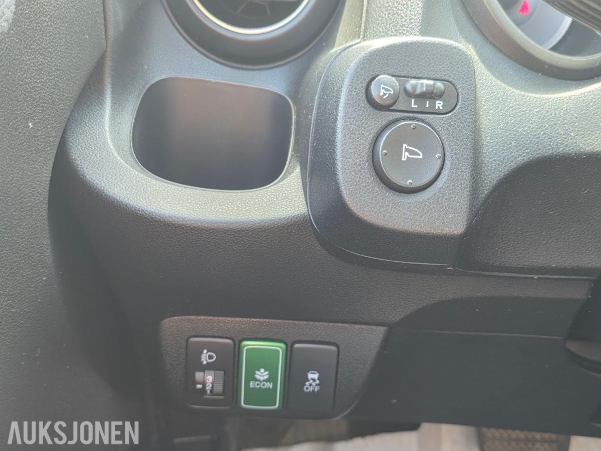 2012 HONDA JAZZ HYBRID AUTOMAT – EU-GODKJENT TIL 2027 – SOMMER- OG VINTERHJUL