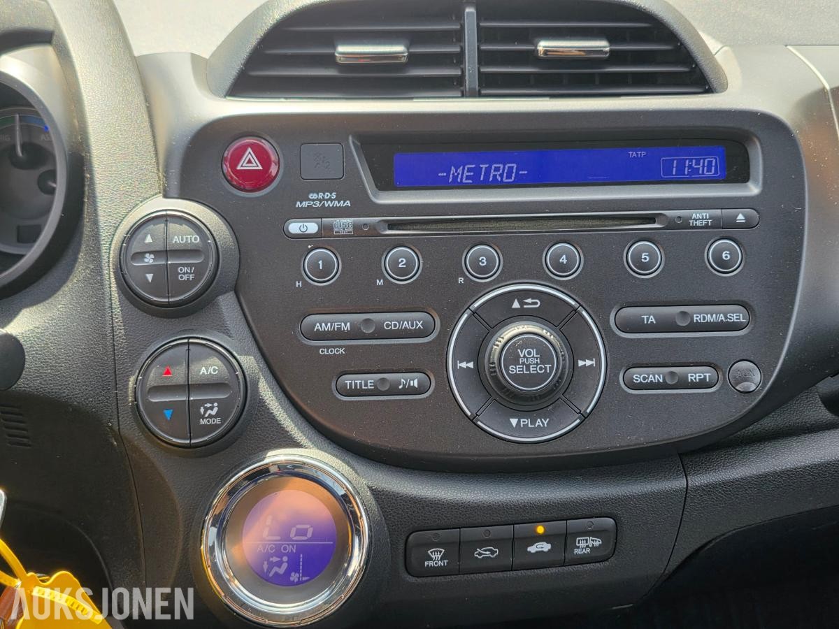 2012 HONDA JAZZ HYBRID AUTOMAT – EU-GODKJENT TIL 2027 – SOMMER- OG VINTERHJUL