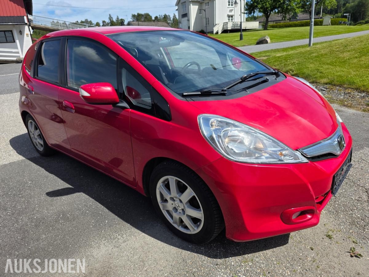 2012 HONDA JAZZ HYBRID AUTOMAT – EU-GODKJENT TIL 2027 – SOMMER- OG VINTERHJUL