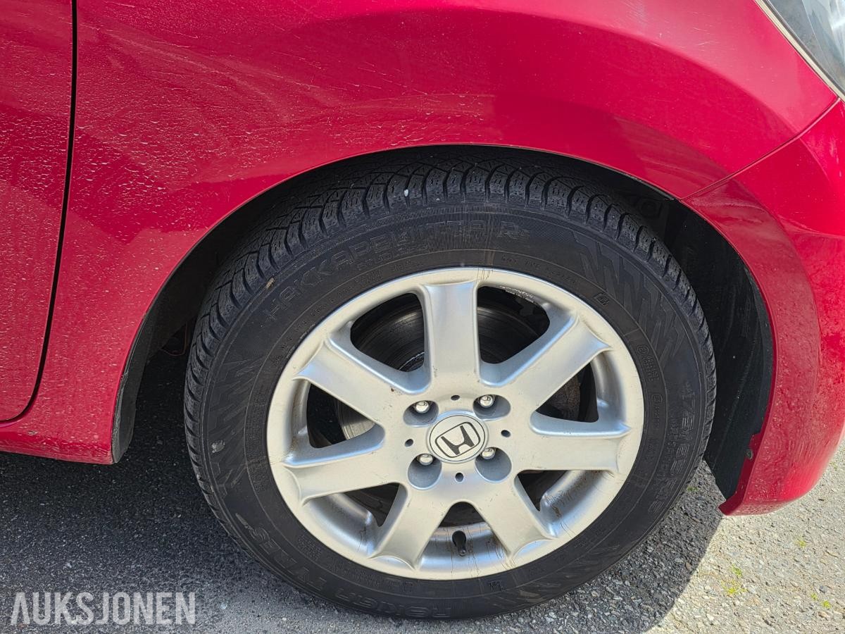 2012 HONDA JAZZ HYBRID AUTOMAT – EU-GODKJENT TIL 2027 – SOMMER- OG VINTERHJUL