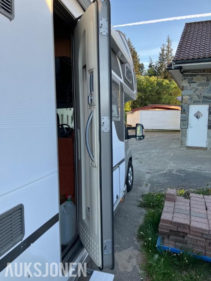 2008 Bürstner stor Campingbil Registrert for 6 personer