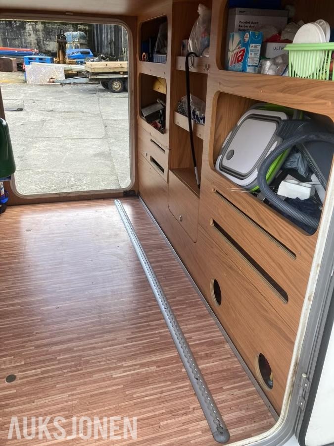 2008 Bürstner stor Campingbil Registrert for 6 personer