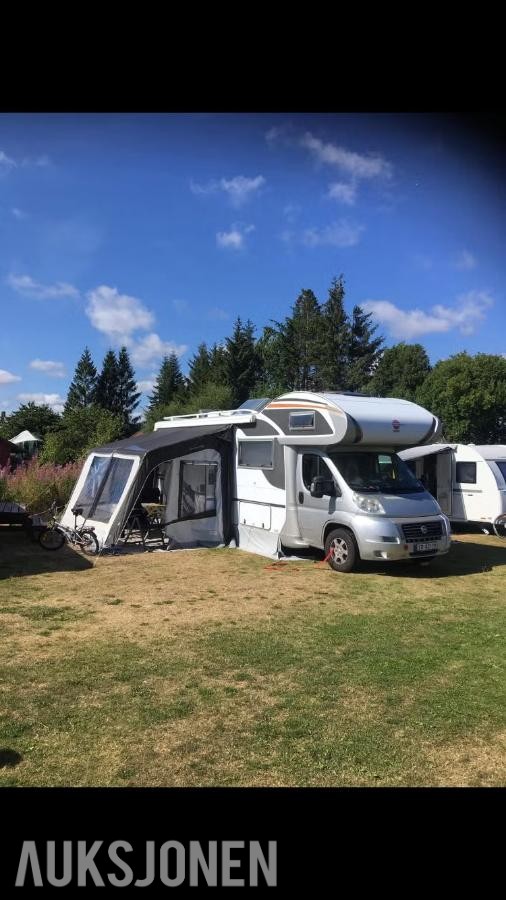 2008 Bürstner stor Campingbil Registrert for 6 personer