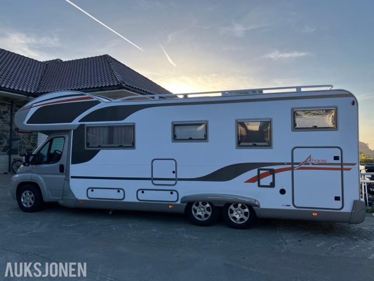 2008 Bürstner stor Campingbil Registrert for 6 personer
