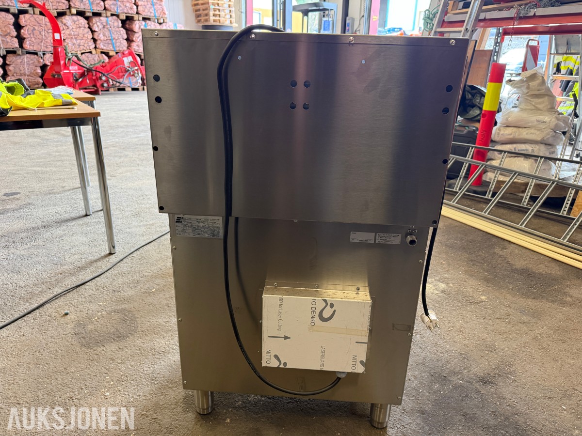 MBM G4SFE6 Storkjøkkenkomfyr – 4 gassbluss – Elektrisk stekeovn/grill