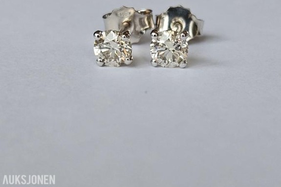 1.02CT ENSTENS DIAMANTØREDOBBER I 14K GULL. HELT NATURLIGE DIAMANTER! TAKSTBREV OG SERTIFIKAT!