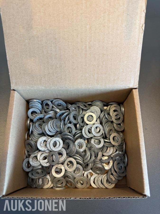 Maskinskruer VFZ 8.8 Diverse M8 galvanisert 