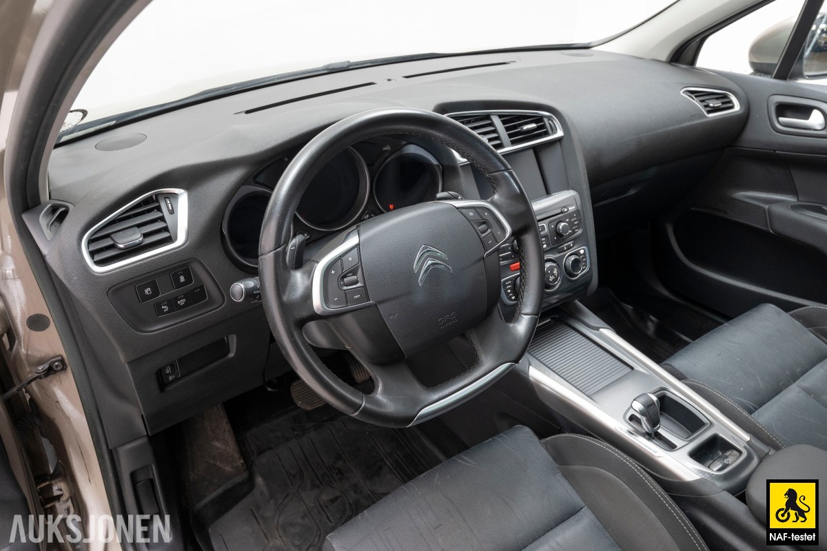2014 Citroen C4 1.6 D AUT HENGERFESTE PANO CRUISE NAVI 