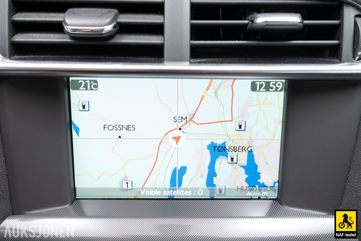 2014 Citroen C4 1.6 D AUT HENGERFESTE PANO CRUISE NAVI 