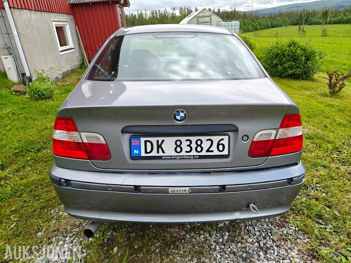 2004 BMW 316I 1.8 116hk manuell bensin  176000km