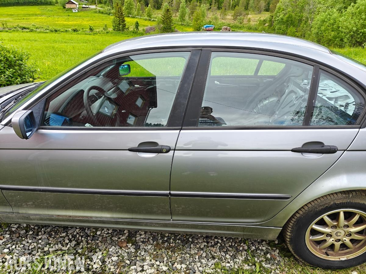 2004 BMW 316I 1.8 116hk manuell bensin  176000km