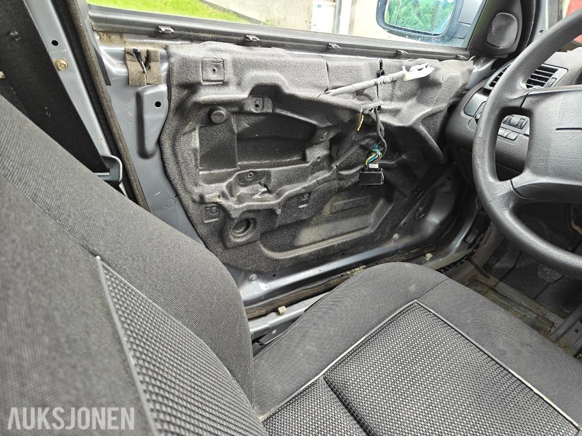 2004 BMW 316I 1.8 116hk manuell bensin  176000km