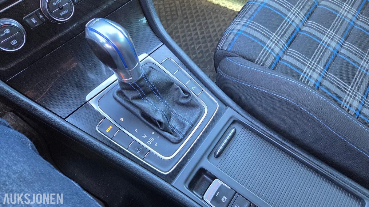 2016 Volkswagen GOLF GTE 1.4-150 Rep objekt, 193000km