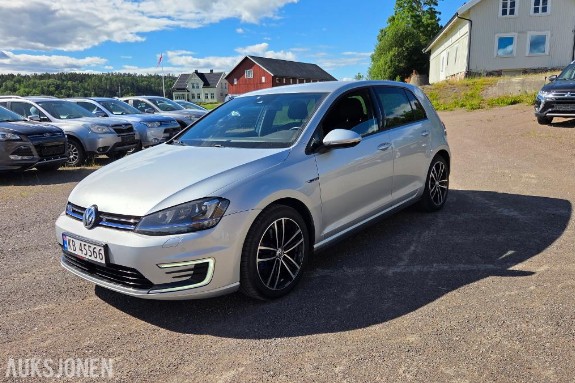 2016 Volkswagen GOLF GTE 1.4-150 Rep objekt, 193000km